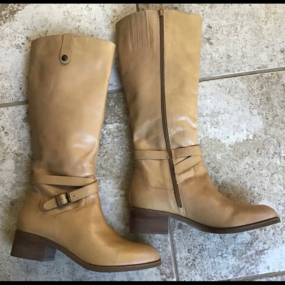 *SOLD* BARNEYS NEW YORK Tall Leather Boots 9